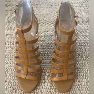 Banana Republic pump sandals